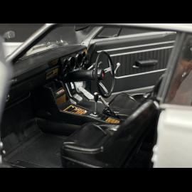 Nissan Skyline C10 Hakosuka Works 1970 White Pearl 1/18 Solido S1813001