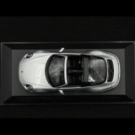Porsche 911 Targa 4 GTS Typ 992.2 2024 GT Silber Metallic 1/43 Minichamps 410064141