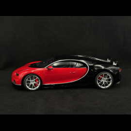 Bugatti Chiron 2017 Italian Red / Nocturne Black 1/12 Autoart 12113