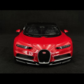 Bugatti Chiron 2017 Italienisches Rot / Nocturne Schwarz 1/12 Autoart 12113
