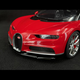 Bugatti Chiron 2017 Italian Red / Nocturne Black 1/12 Autoart 12113