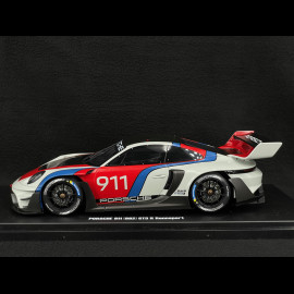 Porsche 911 GT3 R Typ 992 n° 911 Rennsport 2023 Weiß / Blau / Rot 1/18 GT Spirit GT495