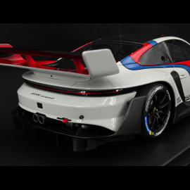 Porsche 911 GT3 R Typ 992 n° 911 Rennsport 2023 Weiß / Blau / Rot 1/18 GT Spirit GT495