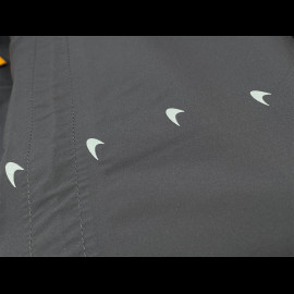 McLaren F1 Team Wasserdichte Jacke Norris Piastri Exklusiv Rennstall Phantom / Papaya Orange TF4709-217 - Damen