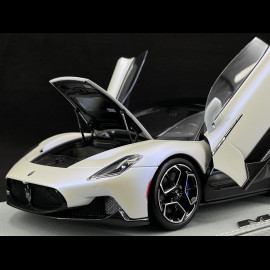Maserati MC20 2020 Bianco Audace / Glossy Black 1/18 BBR Models HE180051AMAS