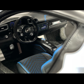 Maserati MC20 2020 Bianco Audace / Glänzendes Schwarz 1/18 BBR Models HE180051AMAS