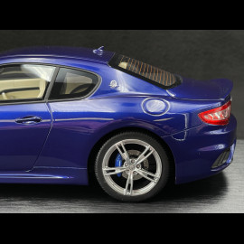 Maserati GranTurismo 2017 Blau 1/18 TrueScale Models 920026855