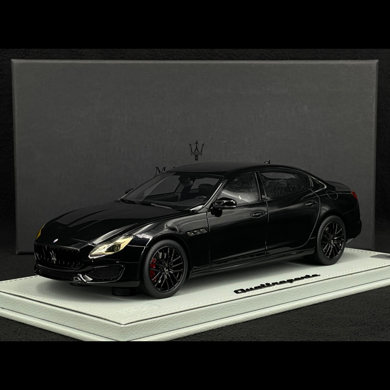 Maserati Quattroporte 2017 Nerissimo 1/18 BBR Models BBRC1822