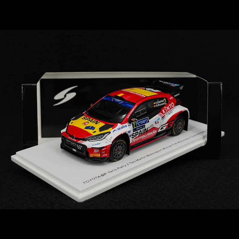 Toyota Yaris GR Rally 2 n° 2 Sieger Rallye FIA Motorsport Games 2024 1/43 Spark S6865