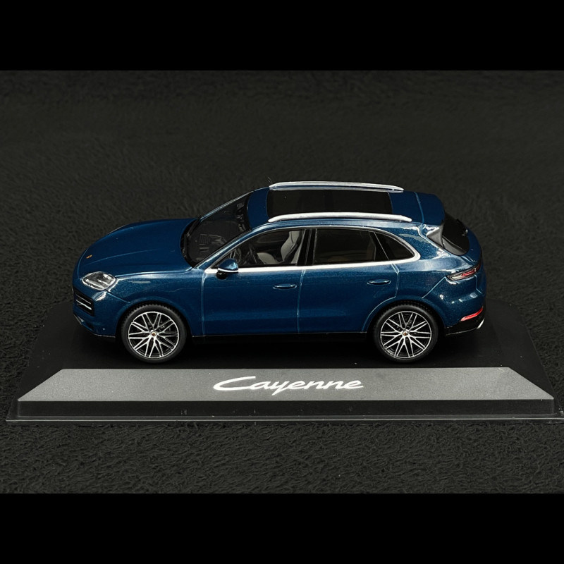 Porsche Cayenne E3 II 2024 Blue Montego 1/43 Solido WAP0200310RCAY