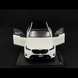 BMW M5 Touring G99 2025 Alpinweiß Uni 1/18 Solido S1814802