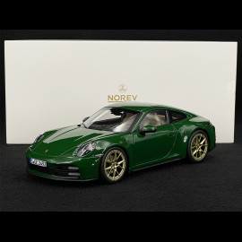 Porsche 911 Carrera Typ 992.2 2025 Irischgrün 1/18 Norev 187172