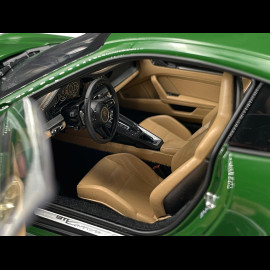 Porsche 911 Carrera Typ 992.2 2025 Irischgrün 1/18 Norev 187172