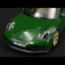 Porsche 911 Carrera Typ 992.2 2025 Irischgrün 1/18 Norev 187172
