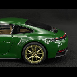 Porsche 911 Carrera Type 992.2 2025 Irish Green 1/18 Norev 187172