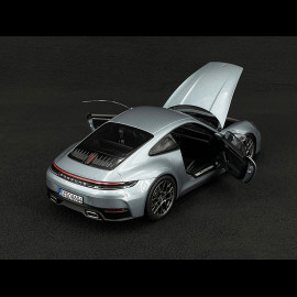 Porsche 911 Carrera Typ 992.2 2025 Polar Silber 1/18 Norev 187170