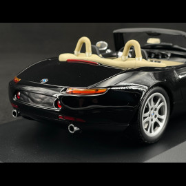 BMW Z8 Roadster 2000 Schwarz 1/18 Minichamps 155024231