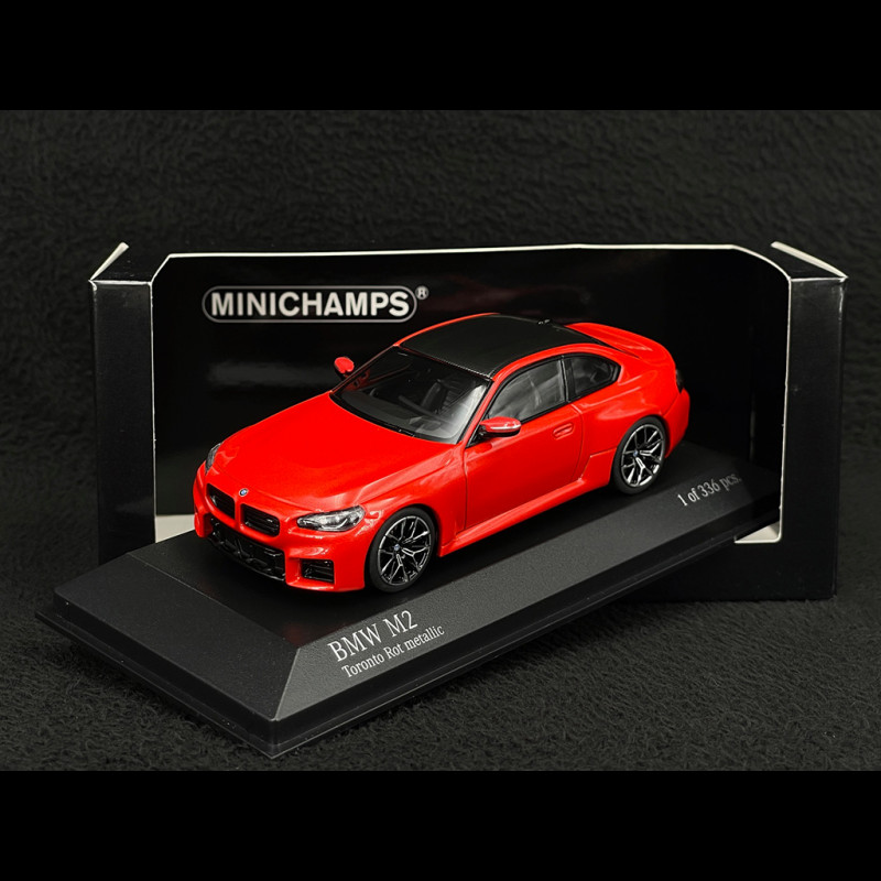 BMW M2 2023 Rot Metallic 1/43 Minichamps 410023120