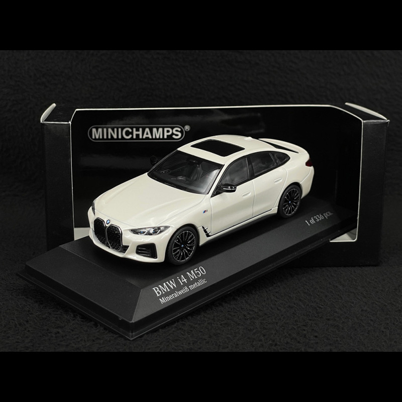 BMW i4 M50 2022 Weiß Metallic 1/43 Minichamps 410024000