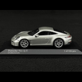 Porsche 911 S/T Type 992 2023 GT Silver Metallic 1/43 Minichamps 410063022
