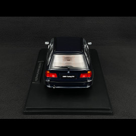 BMW 5er E39 Touring 1998 Orientalblau 1/18 Triple9 T9-1800393