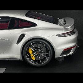 Porsche 911 Turbo S Typ 992.1 2020 Silbermetallic 1/8 GT Spirit GTS801801
