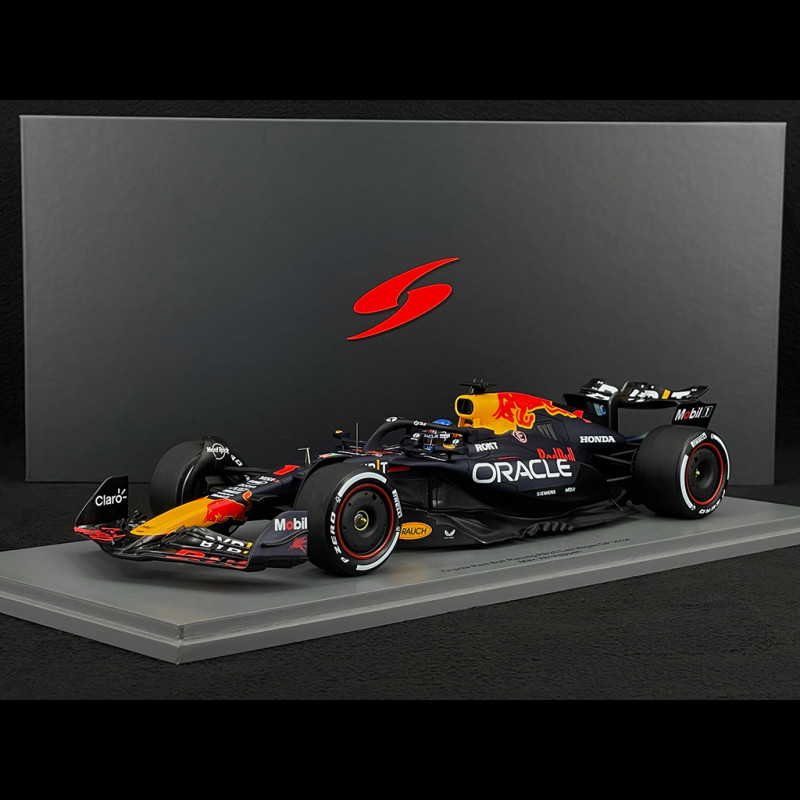 Max Verstappen Red Bull RB20 n° 1 Sieger Weltmeisterschaft 2024 F1 mit Pit Board 1/18 Spark 18S666
