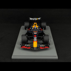Max Verstappen Red Bull RB20 n° 1 Sieger Weltmeisterschaft 2024 F1 mit Pit Board 1/18 Spark 18S666