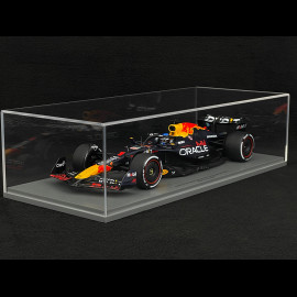 Max Verstappen Red Bull RB20 n° 1 Winner World Championship 2024 F1 with Pit Board 1/18 Spark 18S666