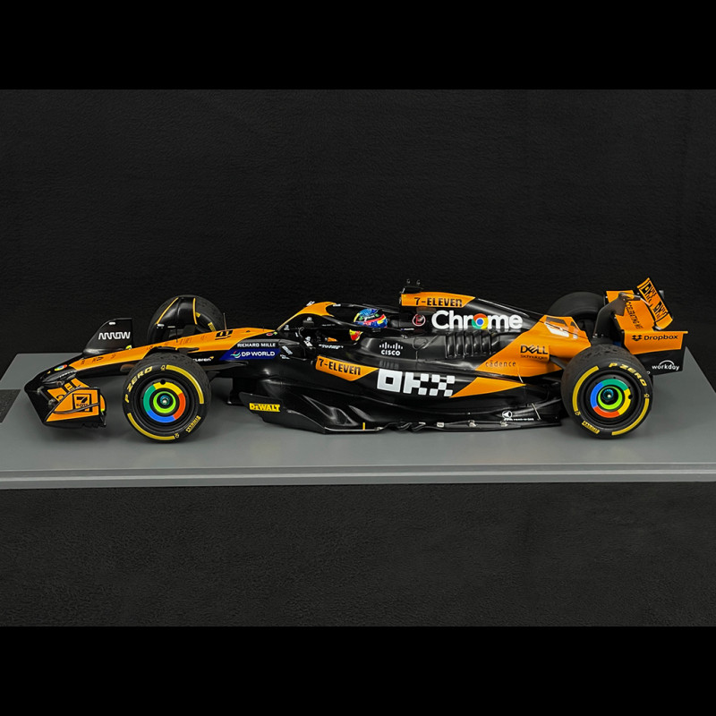 Oscar Piastri McLaren MCL38 n° 81 Sieger GP Ungarn 2024 F1 1/12 Spark 12S051
