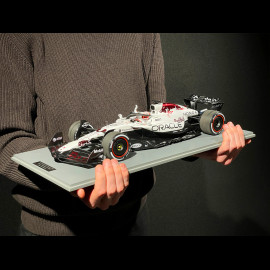 Max Verstappen Red Bull RB21 n° 1 Winner Japanese GP 2025 F1 with Pit Board 1/12 Spark 12S054