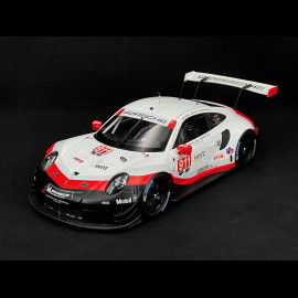 Porsche 911 RSR Typ 991 n° 911 24h Daytona 2018 1/12 Ixo LEGT12001