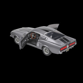 Ford Shelby Mustang GT500 1967 Grau / Schwarze Streifen 1/18 Solido S1802905