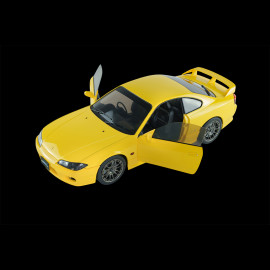 Nissan Silvia S15 Spec-R Aero 1999 Lightning Yellow 1/18 Solido S1812206