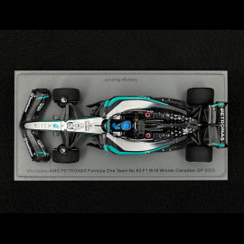 George Russell Mercedes W16 n° 63 Sieger Kanada GP 2025 mit Pit Board 1/43 Spark S9616