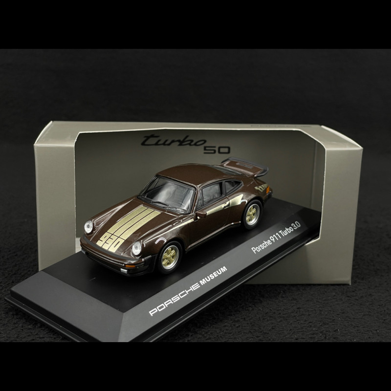 Porsche 911 Turbo 3.0 Typ 930 1975  Turbo 50 Edition Kupferbronze 1/43 Welly MAP01993224