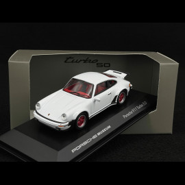 Porsche 911 Turbo 3.0 Type 930 1975 White / Red 1/43 Welly MAP01993124