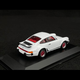 Porsche 911 Turbo 3.0 Typ 930 1975 Weiß / Rot 1/43 Welly MAP01993124