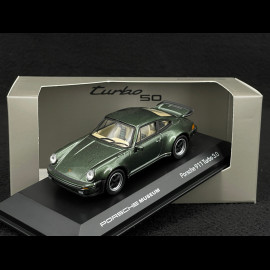 Porsche 911 Turbo 3.0 Typ 930 1975 Eichengrün 1/43 Welly MAP01993024