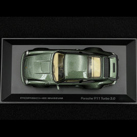 Porsche 911 Turbo 3.0 Typ 930 1975 Eichengrün 1/43 Welly MAP01993024