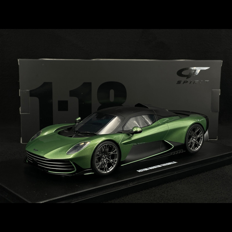 Aston Martin Valhalla 2025 Iridescent Emerald Green 1/18 GT Spirit GT558