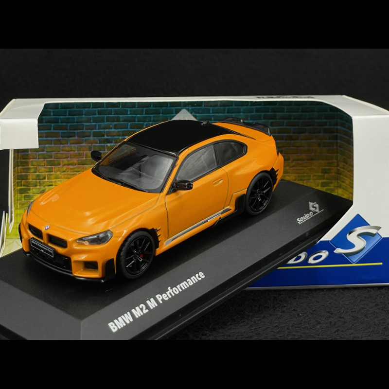 BMW M2 M Performance 2024 Papaya Orange 1/43 Solido S4314605