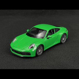 Porsche 911 Carrera 4S Typ 992 2019 Pythongrün 1/24 Welly MAP02496023