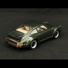 Porsche 911 Turbo 3.0 Typ 930 1975 Eichengrün 1/24 Welly MAP02493024