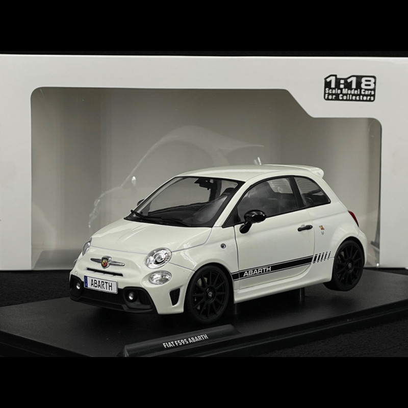 Fiat Abarth F595 2022 Ghiaccio White 1/18 Solido S1811301