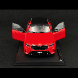 BMW M5 M 2025 Fire Red 1/18 Solido S1814702