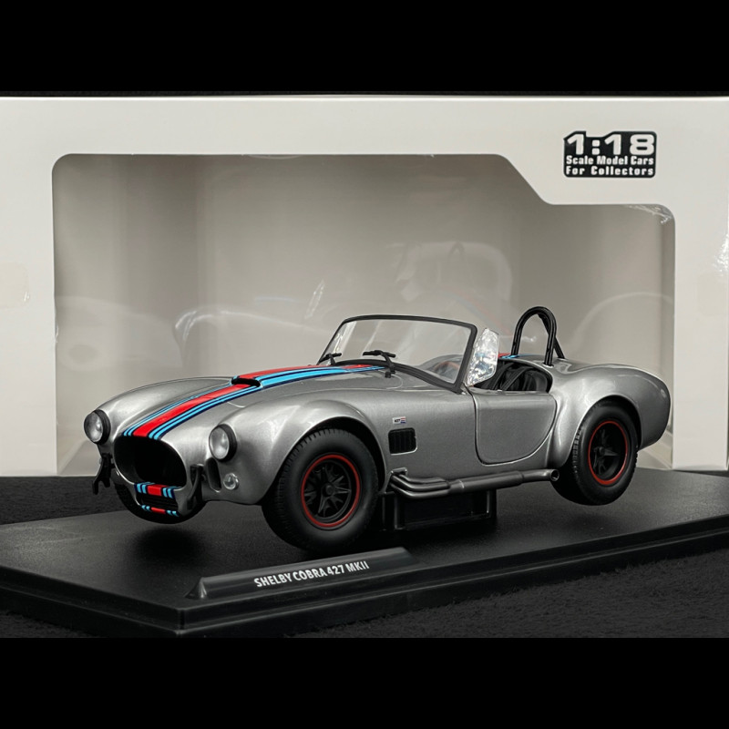 Shelby Cobra 427 Mk II 1965 Silber / Martini Streifen 1/18 Solido S1804913