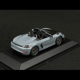 Porsche 718 Spyder RS 2023 Weissach Package Arktisgrau 1/43 Minichamps 410063130