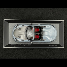 Porsche 718 Spyder RS 2023 Weissach Package Arctic Grey 1/43 Minichamps 410063130