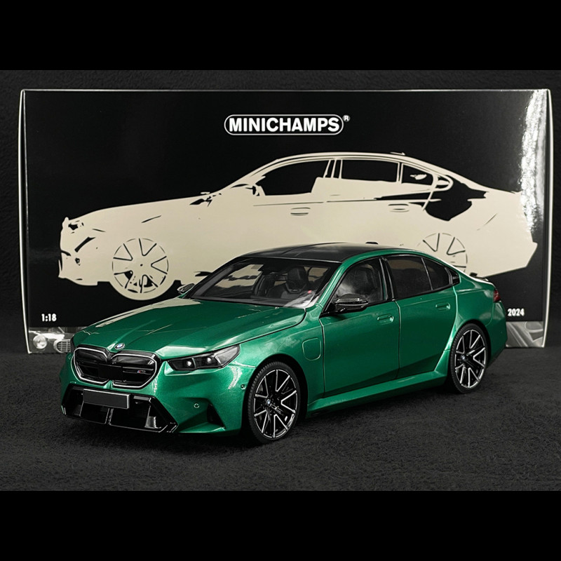 BMW M5 2024 Grün Metallic 1/18 Minichamps 110023800